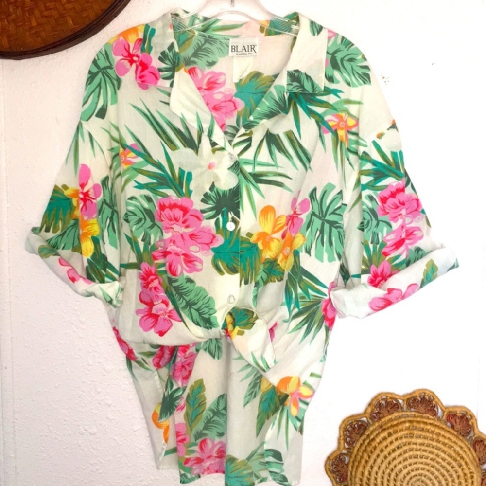 🌸VTG Blair Tropical Button Down Blouse